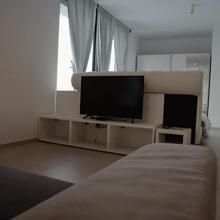 Molet Apartment *
